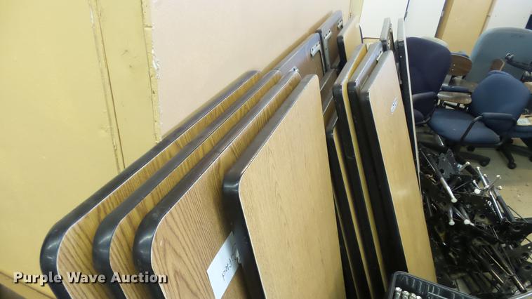 image for item DT9451 (19) tables