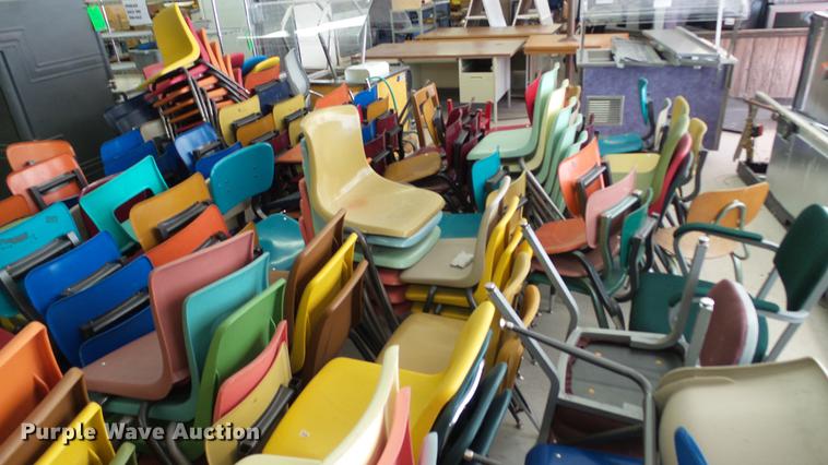 image for item DT9455 Approximately 235 chairs