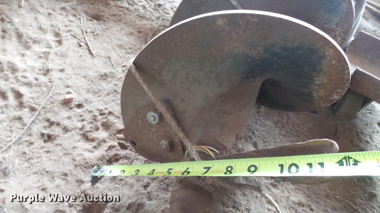 image for item DT9458 Auger