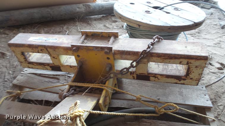 image for item DT9458 Auger