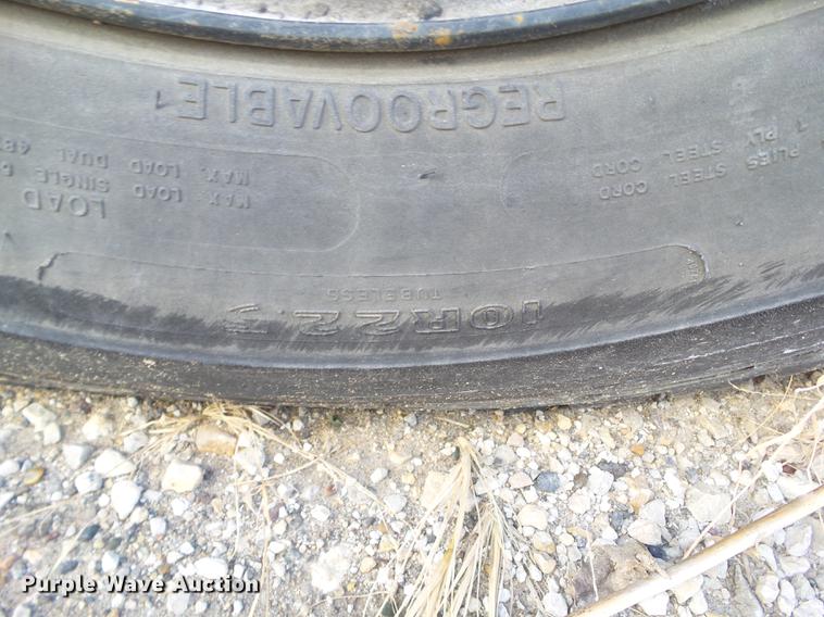 image for item DZ9196 2001 International 4700 box truck