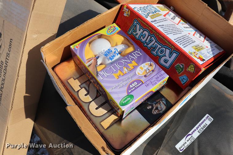 image for item EC9464 Sporting goods