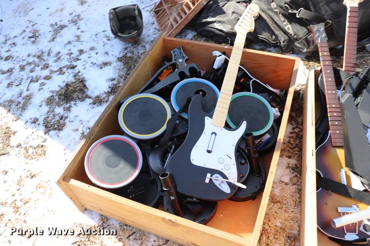 image for item EC9464 Sporting goods