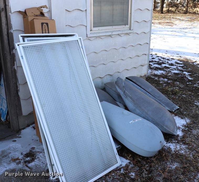 image for item EC9465 Building materials