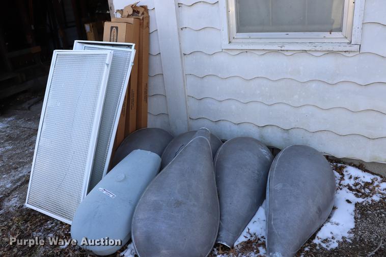 image for item EC9465 Building materials