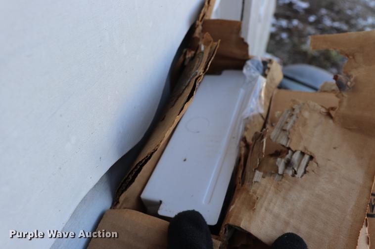 image for item EC9465 Building materials