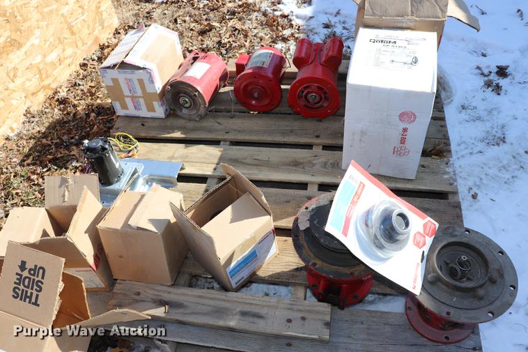 image for item EC9467 Motors