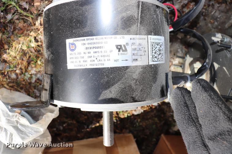 image for item EC9467 Motors