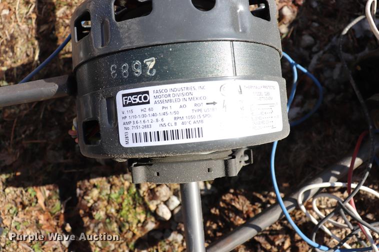 image for item EC9467 Motors