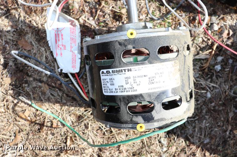 image for item EC9467 Motors