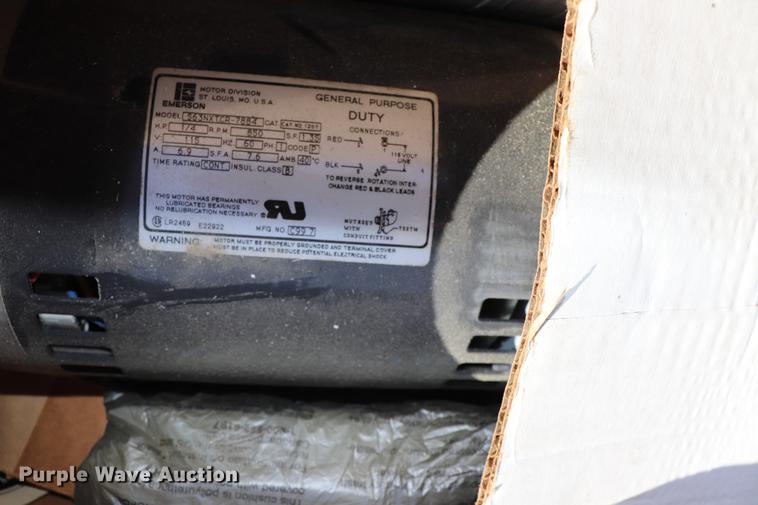 image for item EC9467 Motors