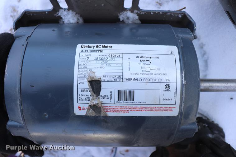 image for item EC9467 Motors