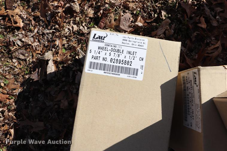 image for item EC9467 Motors