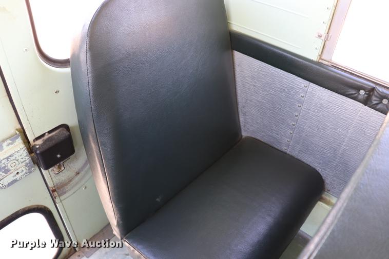 image for item EC9468 2002 Freightliner FS65 school bus