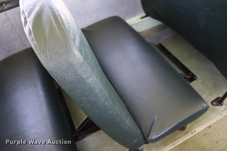 image for item EC9468 2002 Freightliner FS65 school bus