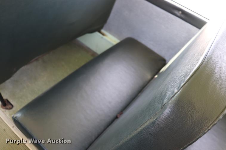 image for item EC9468 2002 Freightliner FS65 school bus