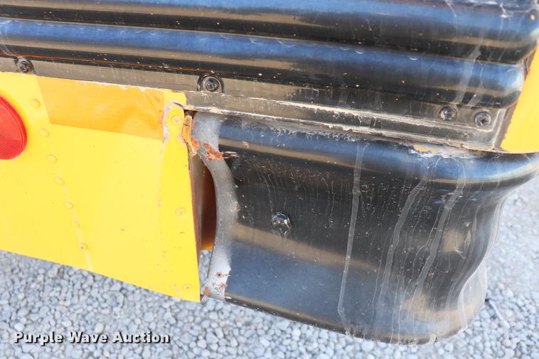 image for item EC9468 2002 Freightliner FS65 school bus