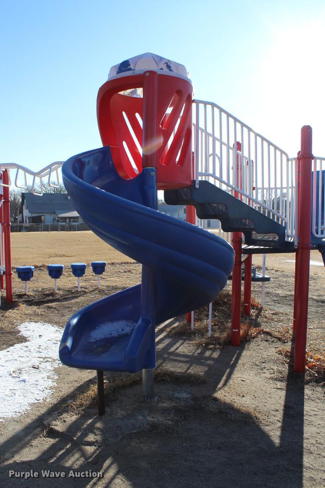 image for item EH9654 MIracle Recreation Equipment playground equipment