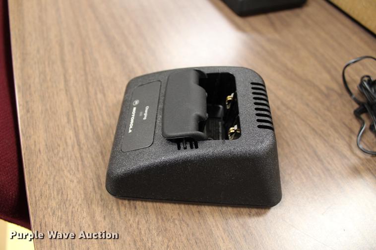 image for item EH9657 (14) Motorola charging bases and power cords