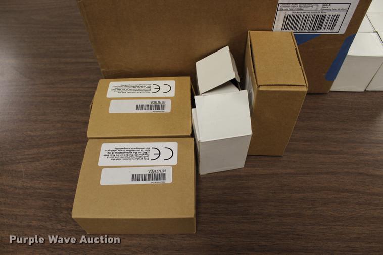 image for item EH9657 (14) Motorola charging bases and power cords