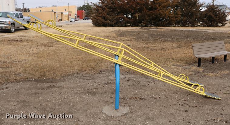 image for item EH9718 Playground equipment