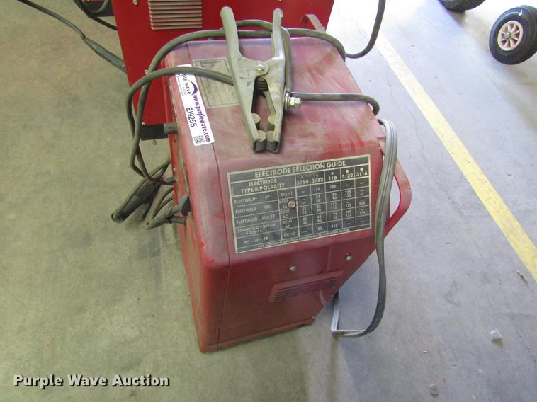 image for item EI9255 Lincoln 225/125 AC/DC welder