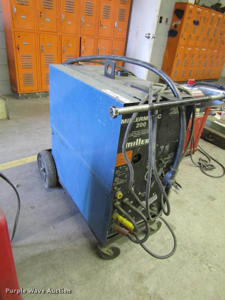 image for item EI9256 Miller Millermatic 200 wire welder