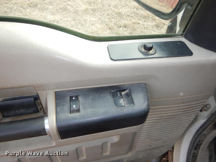 image for item EP9184 2008 Ford F250 Super Duty XL SuperCab pickup truck