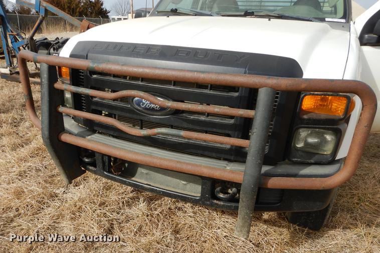 image for item EP9184 2008 Ford F250 Super Duty XL SuperCab pickup truck