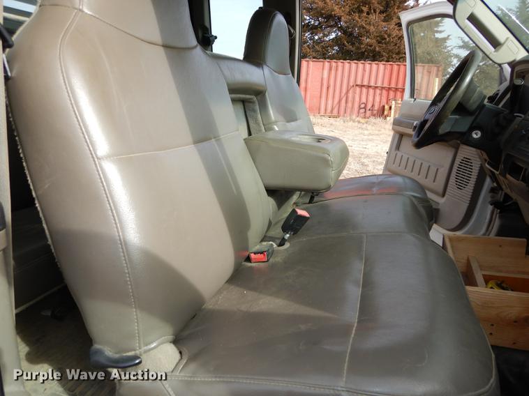 image for item EP9184 2008 Ford F250 Super Duty XL SuperCab pickup truck