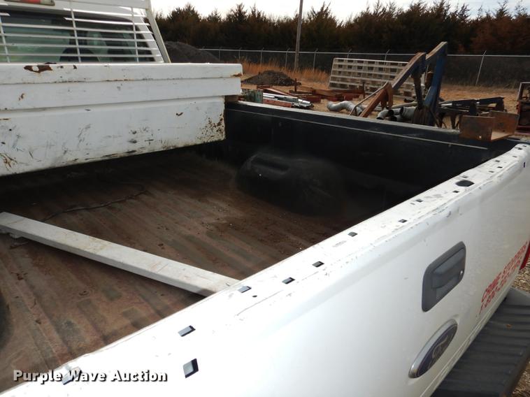 image for item EP9184 2008 Ford F250 Super Duty XL SuperCab pickup truck