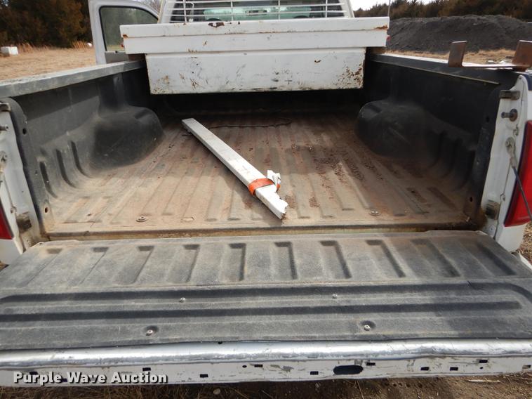 image for item EP9184 2008 Ford F250 Super Duty XL SuperCab pickup truck