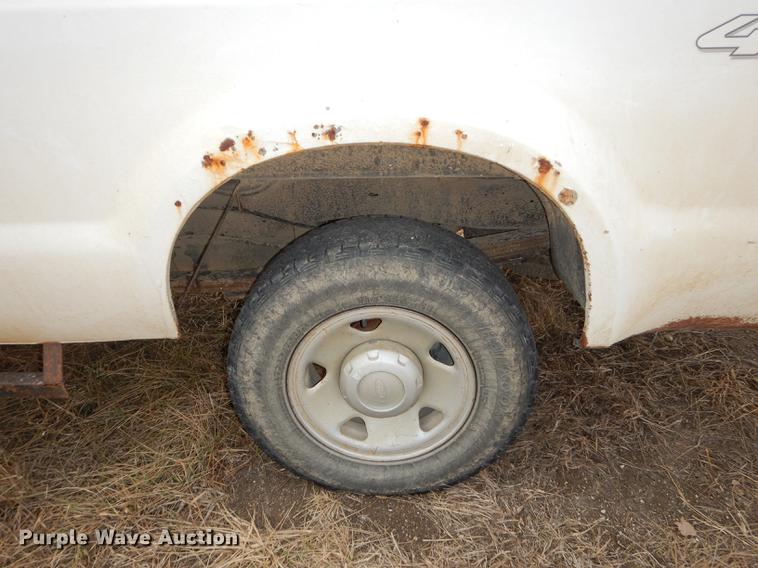 image for item EP9184 2008 Ford F250 Super Duty XL SuperCab pickup truck