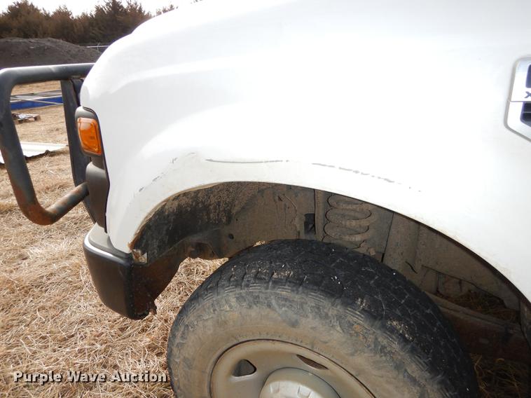 image for item EP9184 2008 Ford F250 Super Duty XL SuperCab pickup truck