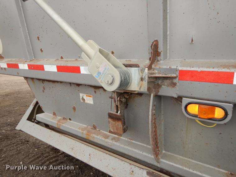 image for item J5504 2004 Trail King bottom dump trailer