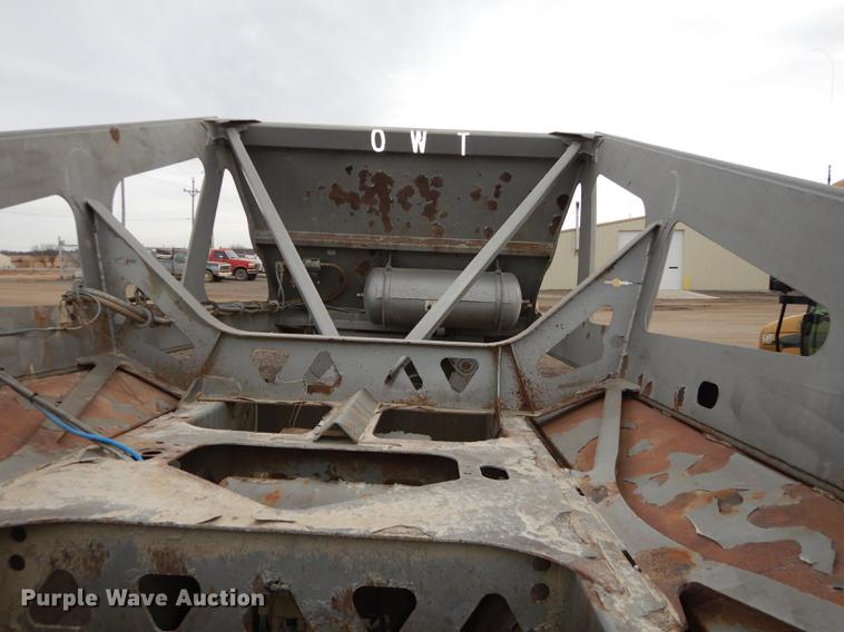 image for item J5504 2004 Trail King bottom dump trailer