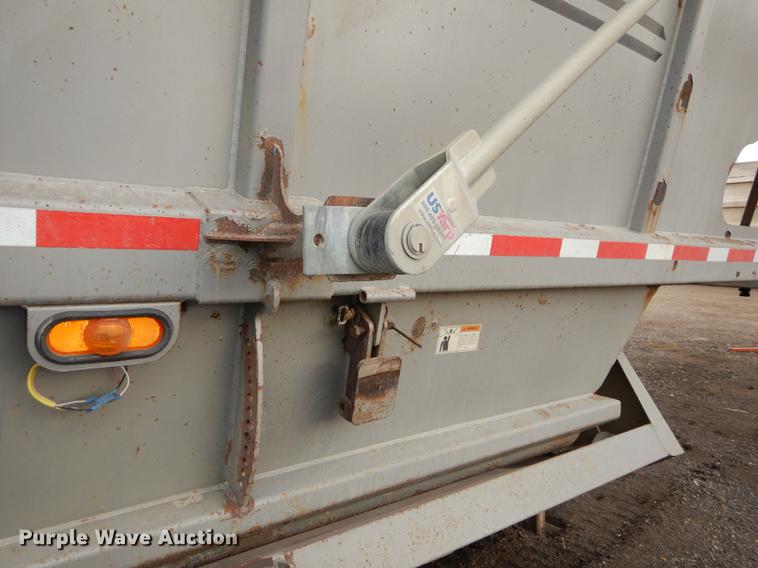image for item J5504 2004 Trail King bottom dump trailer