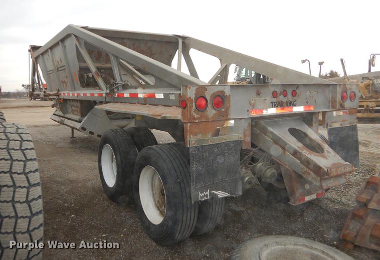 image for item J5505 2004 Trail King TKBD22-402 bottom dump trailer