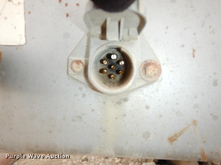 image for item J5505 2004 Trail King TKBD22-402 bottom dump trailer