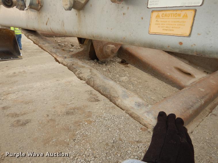 image for item J5505 2004 Trail King TKBD22-402 bottom dump trailer