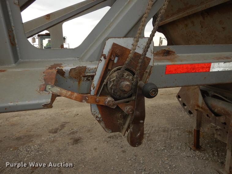 image for item J5505 2004 Trail King TKBD22-402 bottom dump trailer