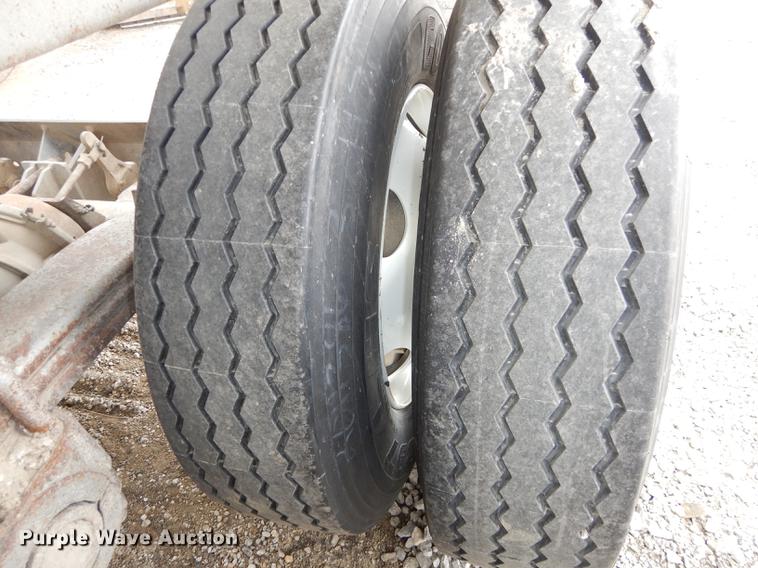 image for item J5505 2004 Trail King TKBD22-402 bottom dump trailer