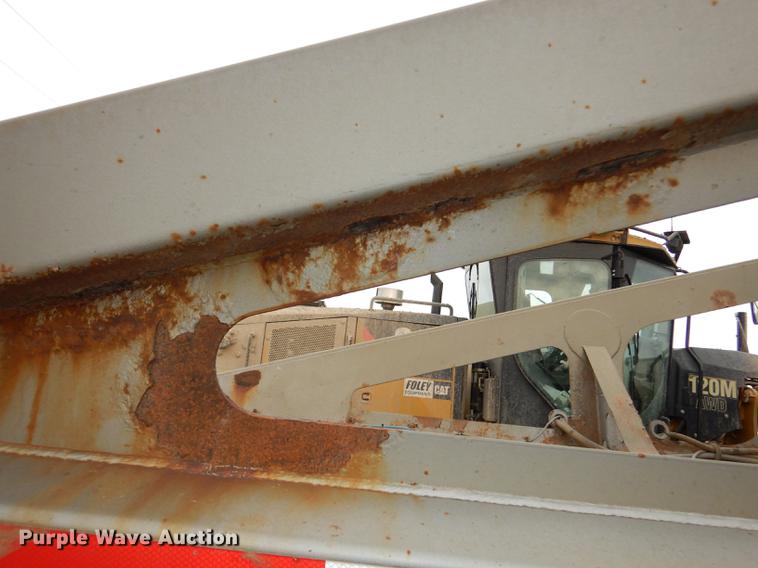 image for item J5505 2004 Trail King TKBD22-402 bottom dump trailer