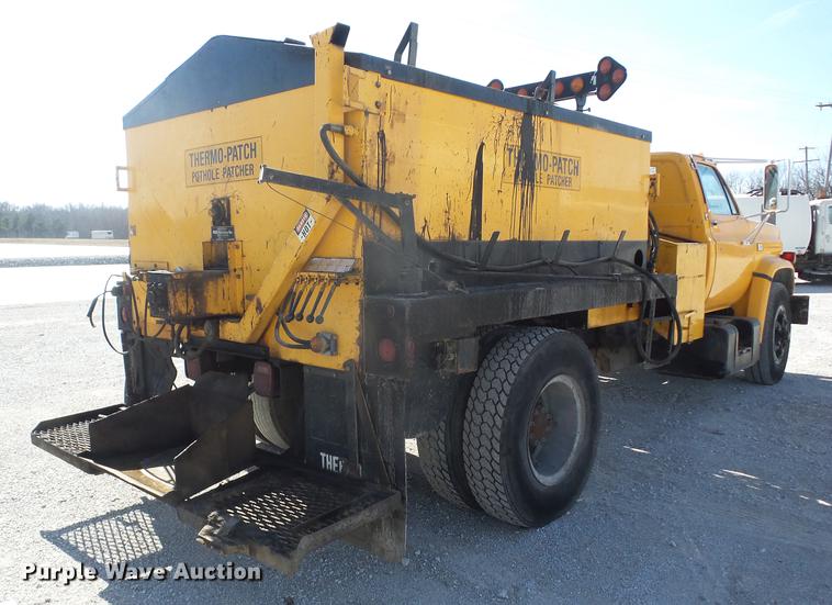 image for item K6284 1990 Chevrolet Kodiak 70 pothole patching truck