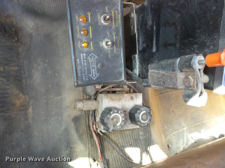 image for item K6284 1990 Chevrolet Kodiak 70 pothole patching truck