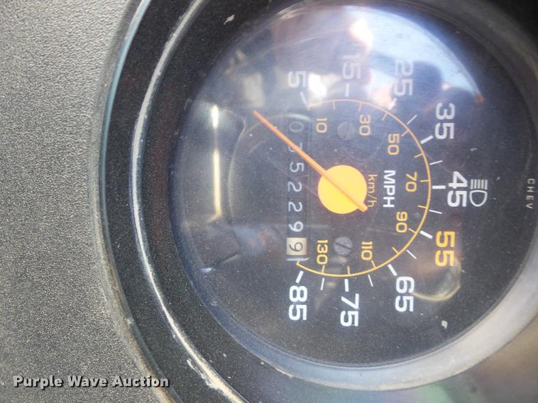 image for item K6284 1990 Chevrolet Kodiak 70 pothole patching truck