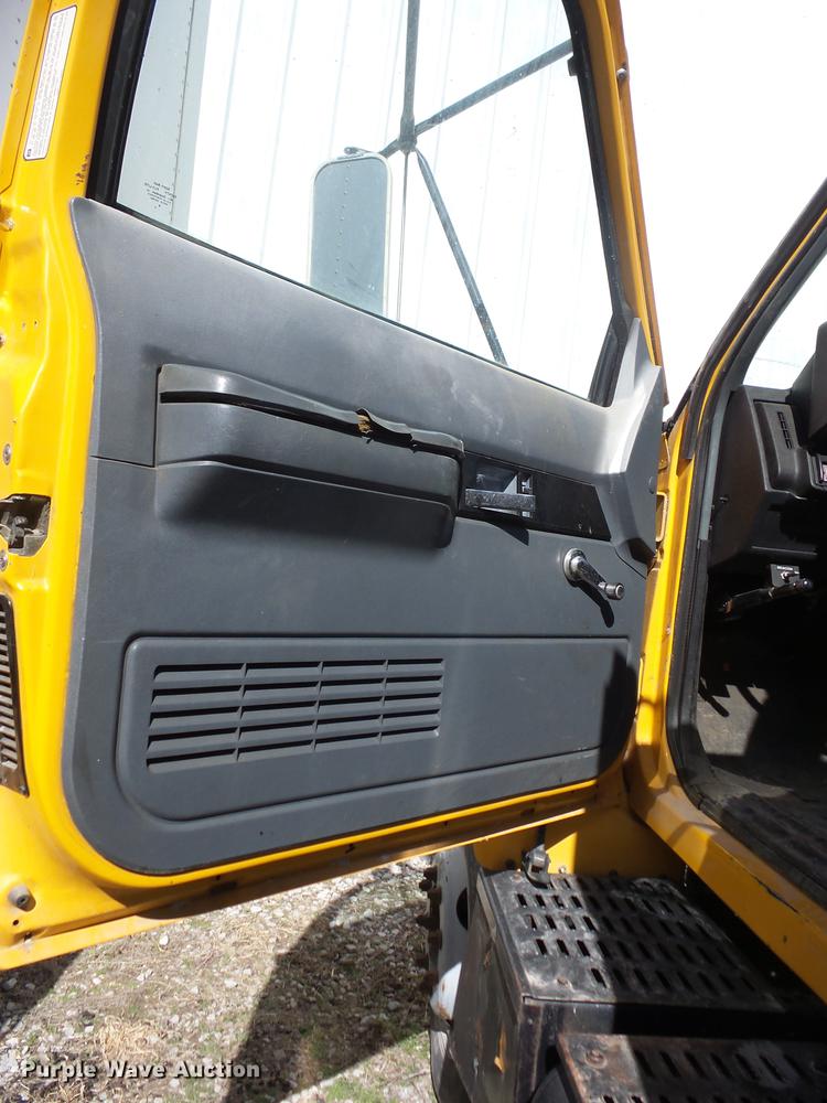 image for item K6285 1992 GMC TopKick sewer rodder truck