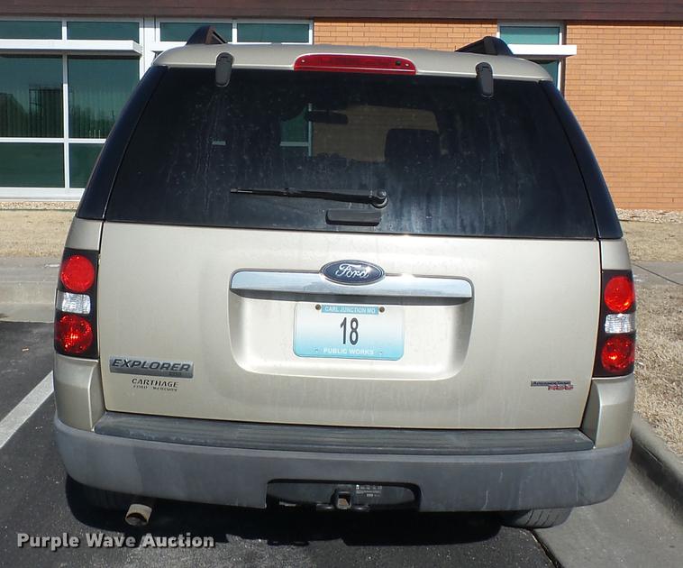 image for item K6286 2006 Ford Explorer SUV