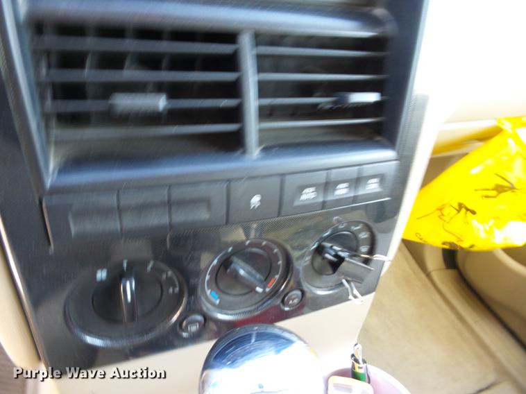 image for item K6286 2006 Ford Explorer SUV