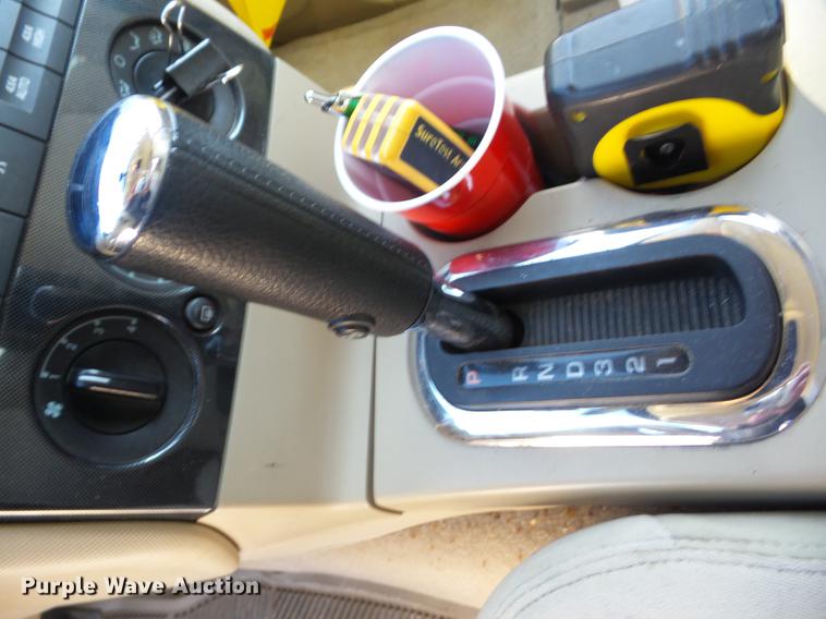 image for item K6286 2006 Ford Explorer SUV